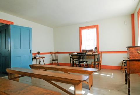 Alternate view of the same room. Taken in 2009.