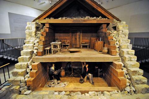 Rebuilt section of the jail inside the visitors' center. Taken in 2008.